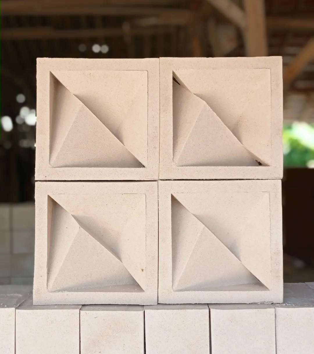 Roster Beton Minimalis Motif JaboL (Dua Sisi) 20 x 20 x 10 cm