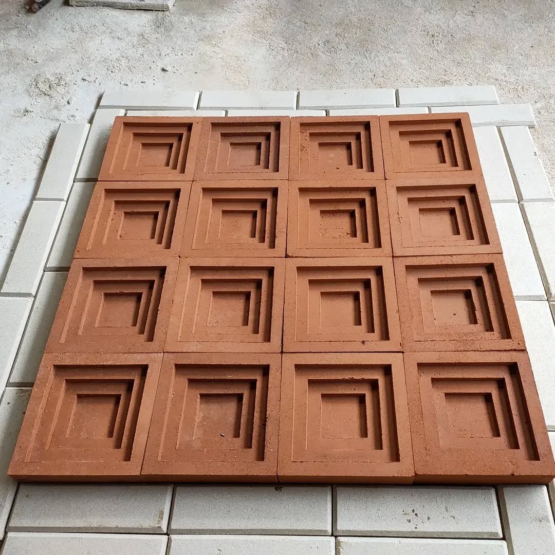 Roster Beton Minimalis Motif Kotak Sudut — Foto 3