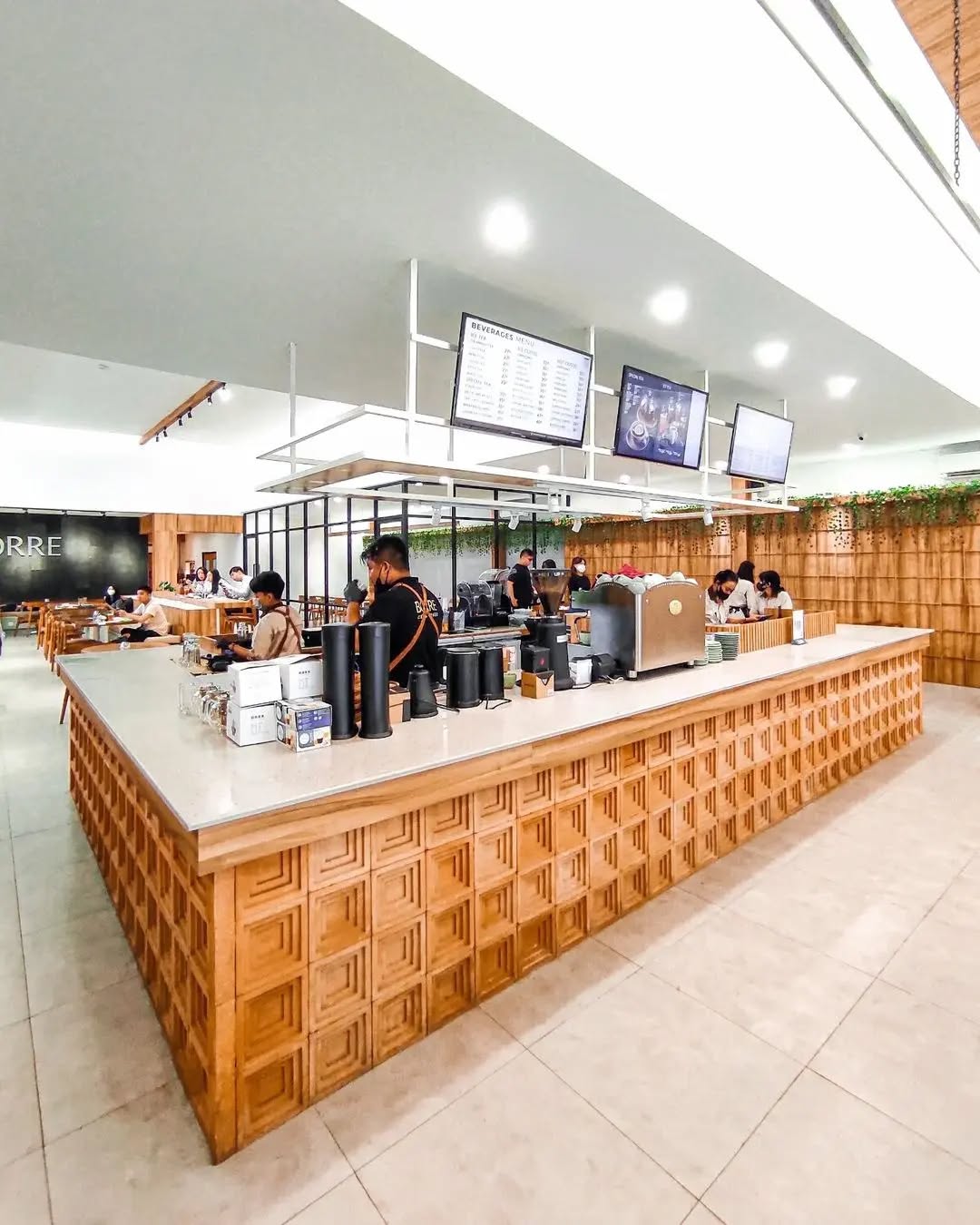 Roster Beton Minimalis Motif Kotak Sudut — Foto 4